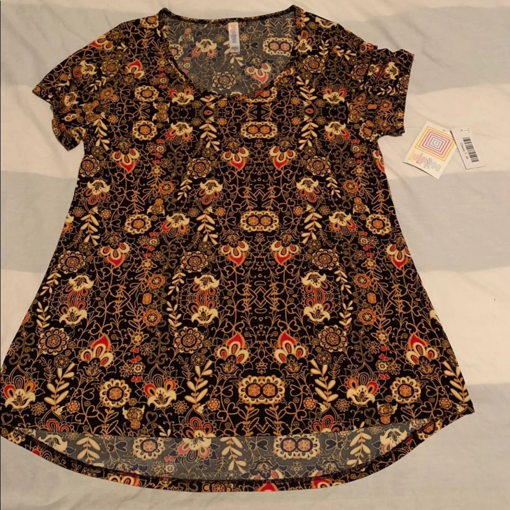 Lularoe Classic T size M